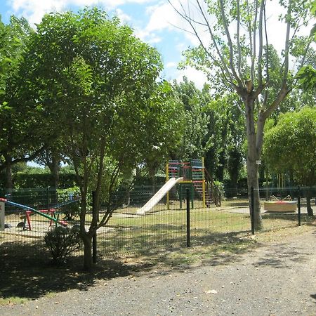 Camping Le Rebau Montblanc Εξωτερικό φωτογραφία