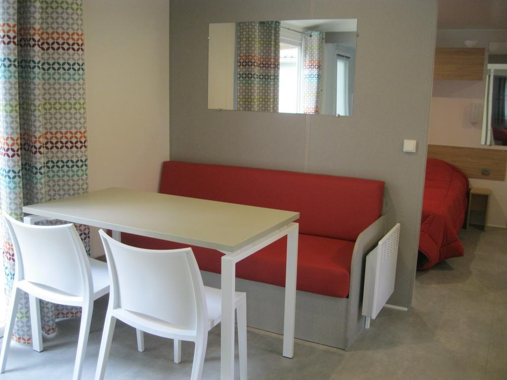 Camping Le Rebau Montblanc Εξωτερικό φωτογραφία