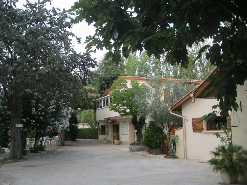 Camping Le Rebau Montblanc Εξωτερικό φωτογραφία